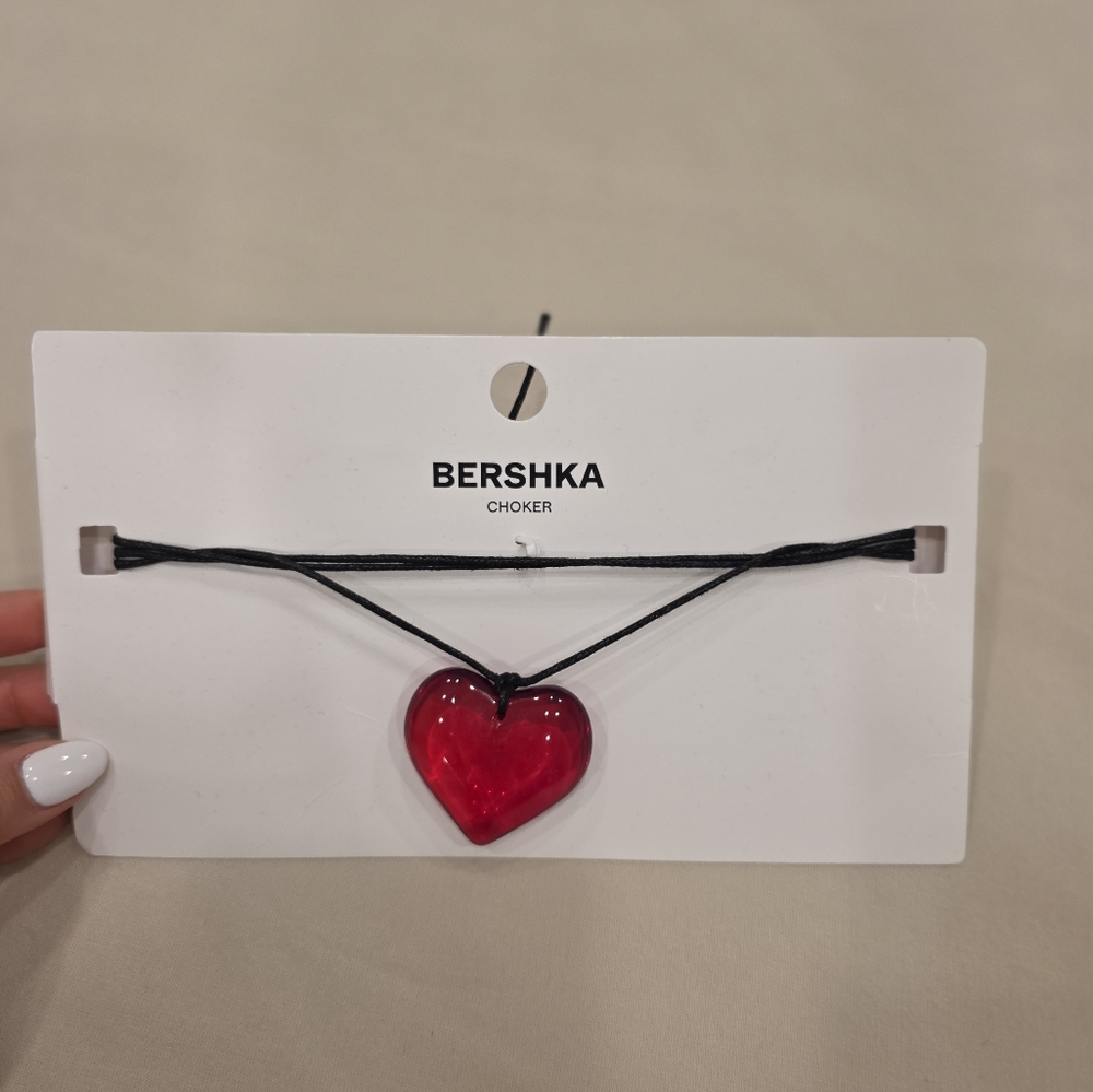 Bershka Shoker